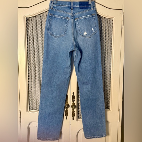 Abercrombie & Fitch Curve Love Ultra High Rise 90s Straight Criss-Cross Jeans - Picture 4 of 5